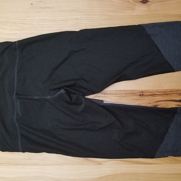 Active Leggings - Picture 3 of 4